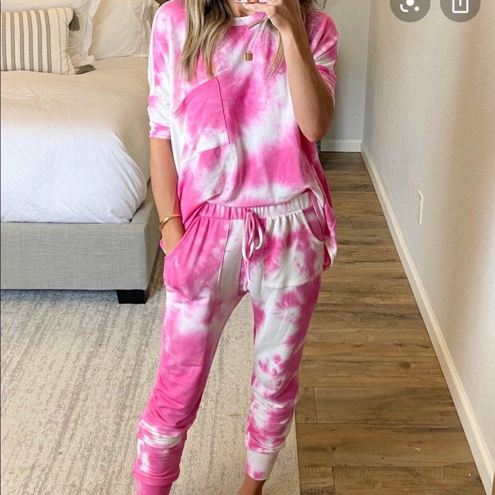 Shop Talulah pink tie dye joggers and top set